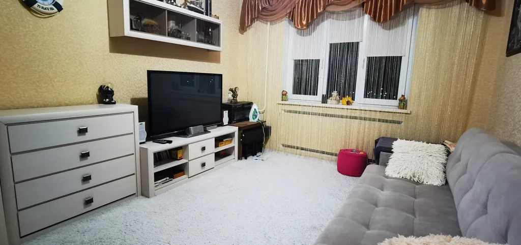 Шикарная трёшка в тихом, уютном районе возле Брестской крепости.