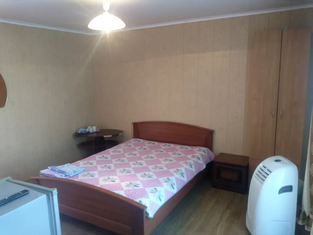 Скворечник с холодильником и с удобствами