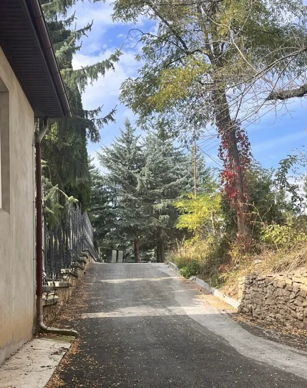 Уютный дом в самом центре города