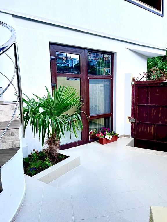 Часть дома с отдельным входом