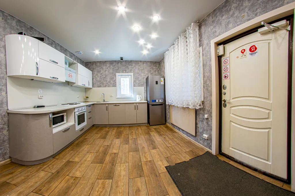 Дом у озера с сауной и банным чаном