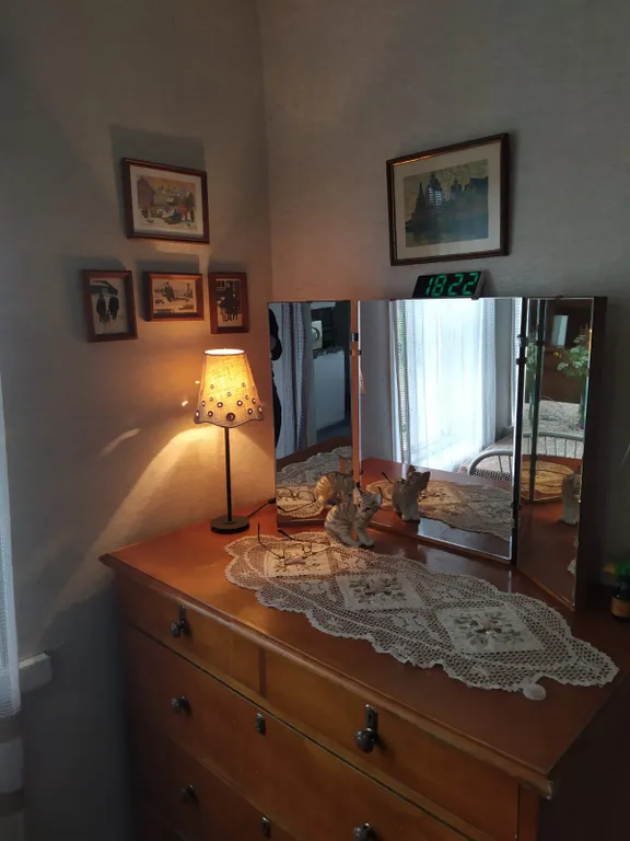 Самобытный деревенский дом на участке 42 сотки