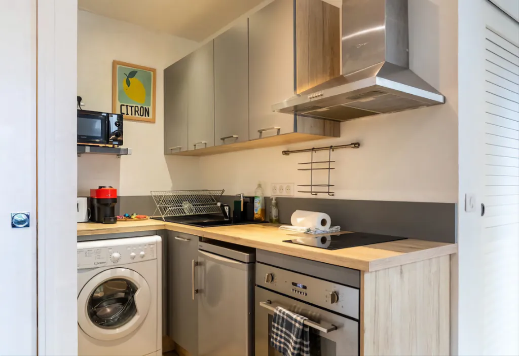 Уютная студия около метро