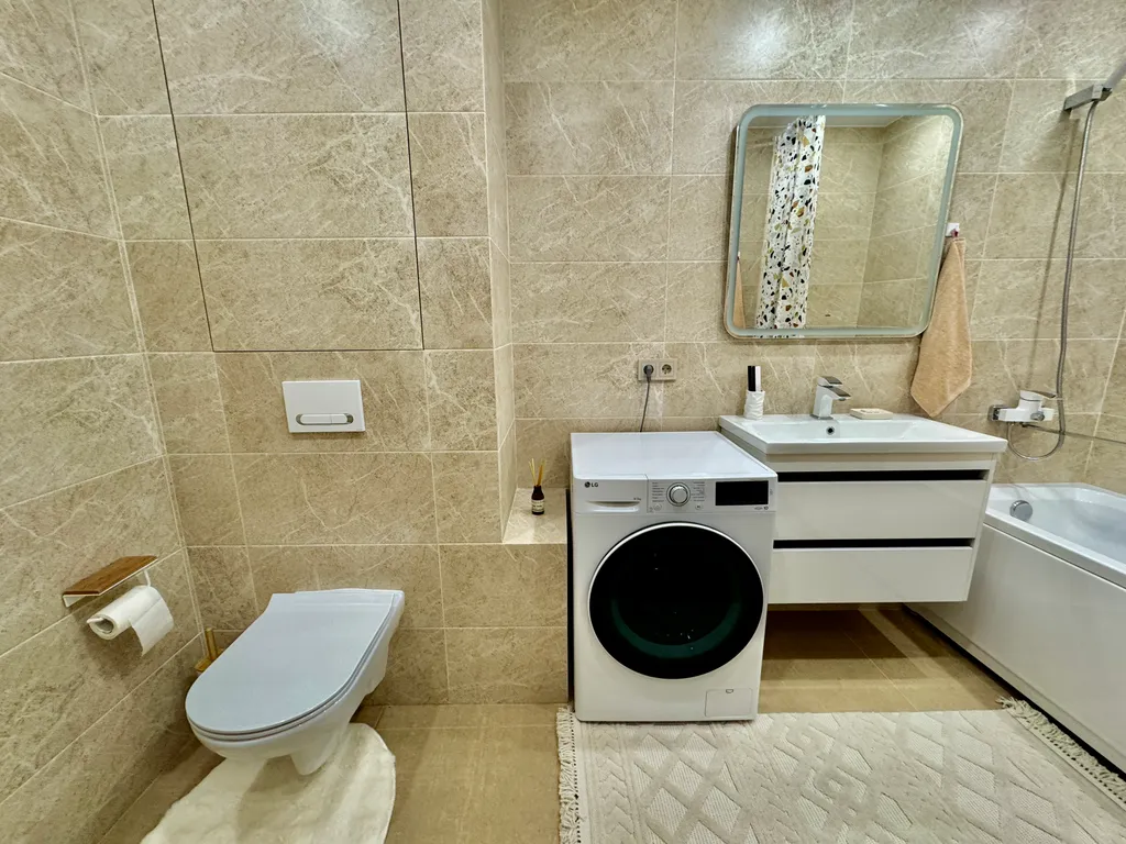 Роскошная + камин + ТВ 2 метра