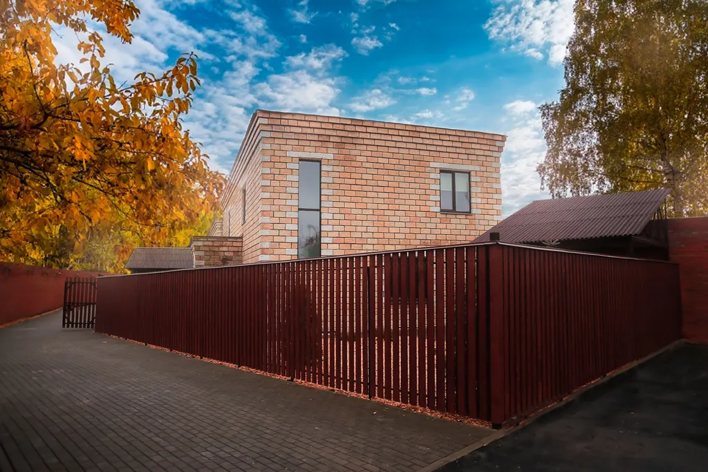 Уютный коттедж в черте города