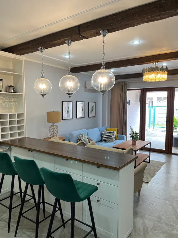 Дизайнерские апартаменты в 1 минуте ходьбы от Чёрного моря