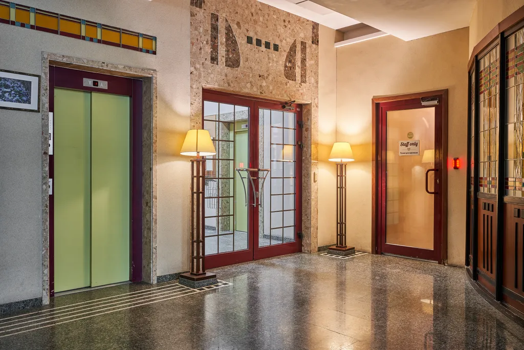 Квартира 2-комнатная квартира в Доме клубного типа, Третьяковская галерея — Москва