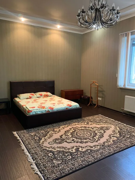 Коттедж 4-комнатный Дом — Евпатория