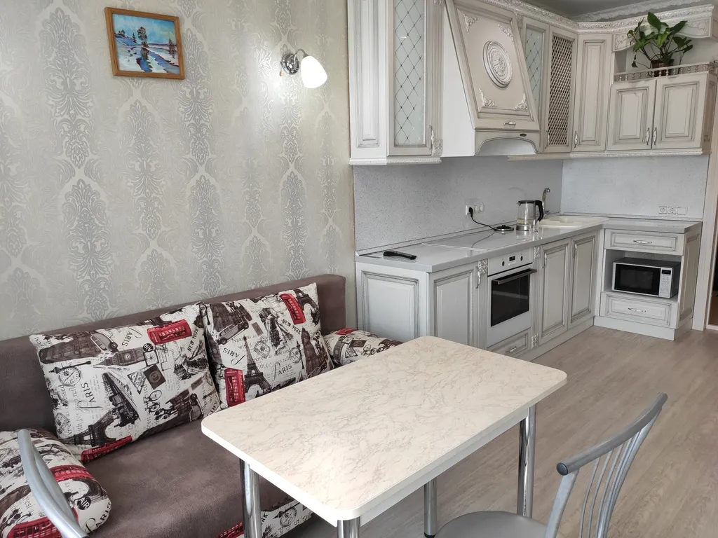 Семейная квартира в звезде, кировский район