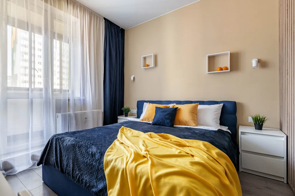 Квартира-студия апельсин