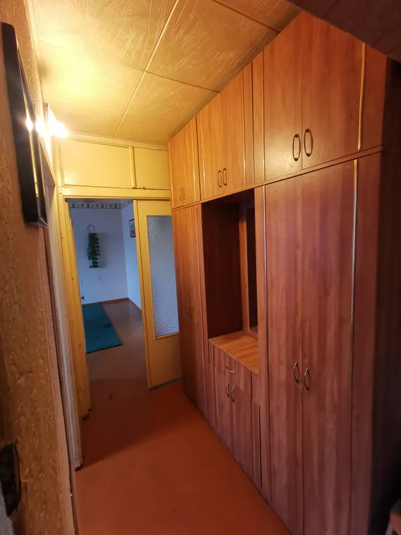 Уютная двухкомнатная квартира в тихом районе