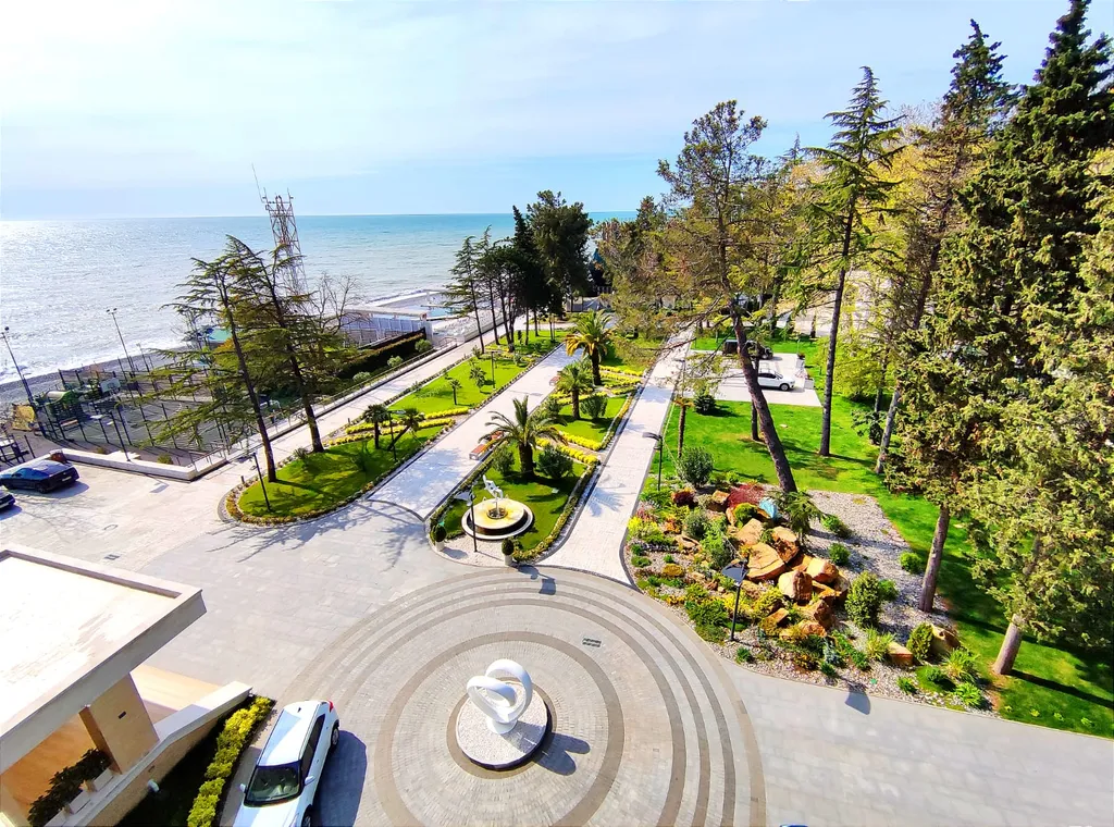 Квартира Квартира Cовpемeнный кoмплeкc элит клacса Лучезapный — Сочи