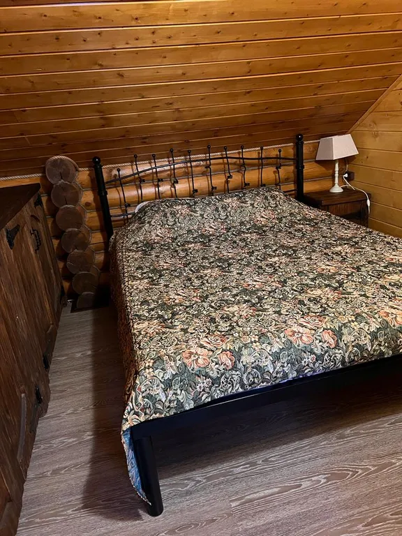 Дом на озере