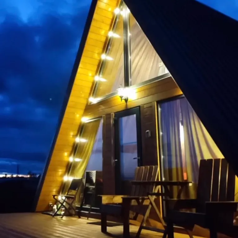 Шале Småland Люкке Хаус на хуторе близ речки