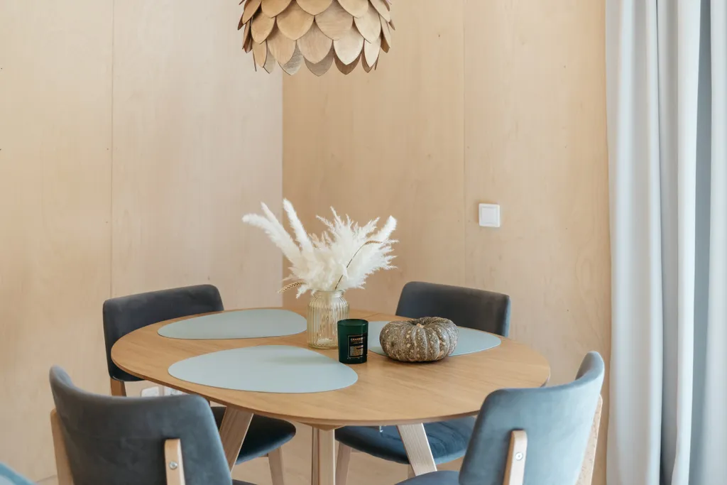 Уютный семейный дом в сосновом лесу