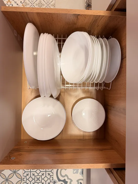 Дом в современном русском стиле рядом с монастырем