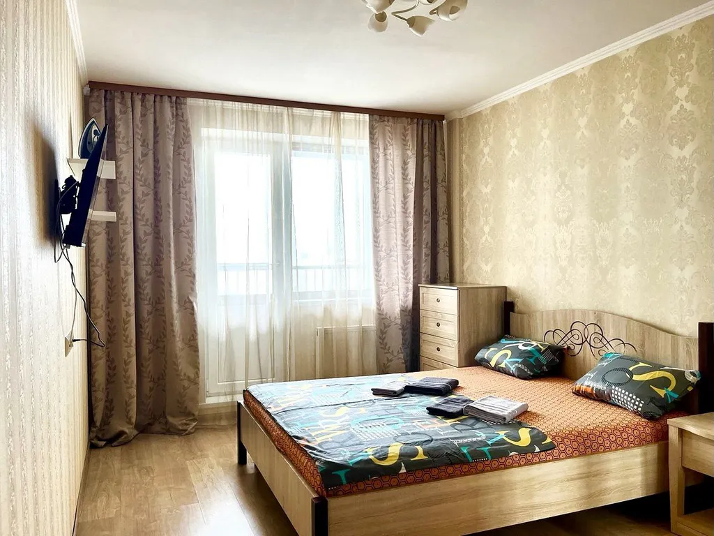 Просторная квартира с лоджией, рядом с ТЦ Мега