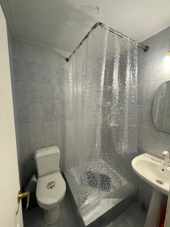 Уютная двухместная комната Победы 340 (море через дорогу)