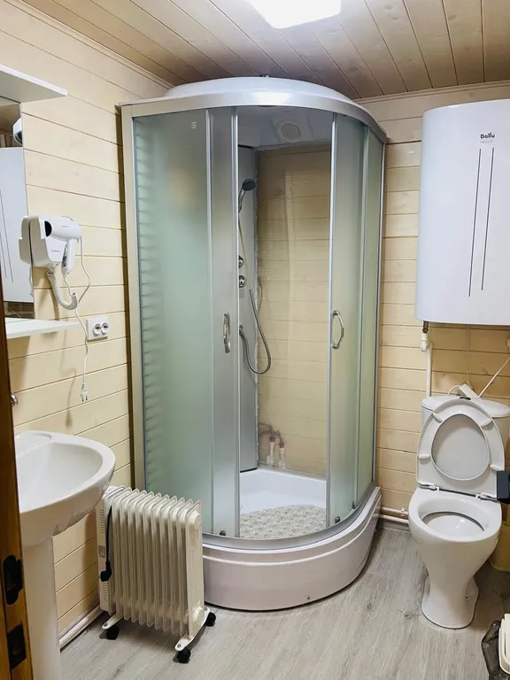 Коттедж Атмосферный домик с мангалом в горах — Архыз