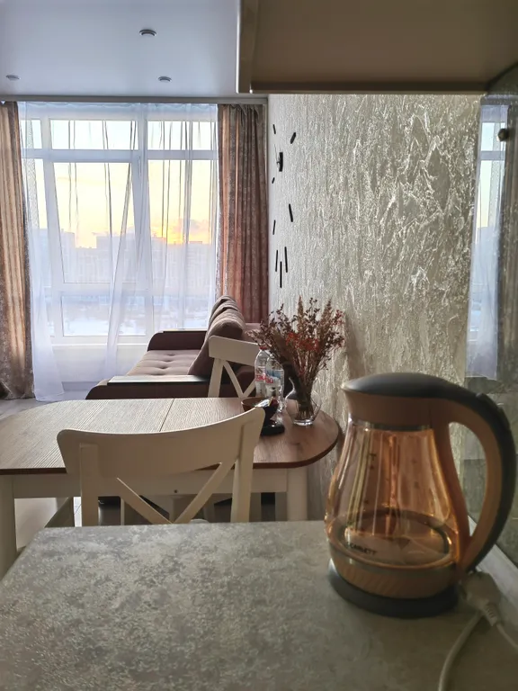 Солнечная квартира с видом на Московскую площадь