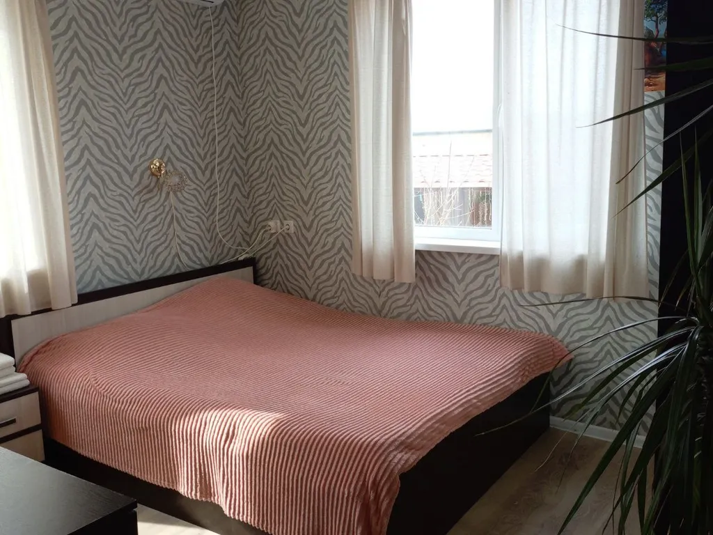 Коттедж Гостевой дом Адель с баней и бассейном с подогревом. — аренда посуточно в Миндальное