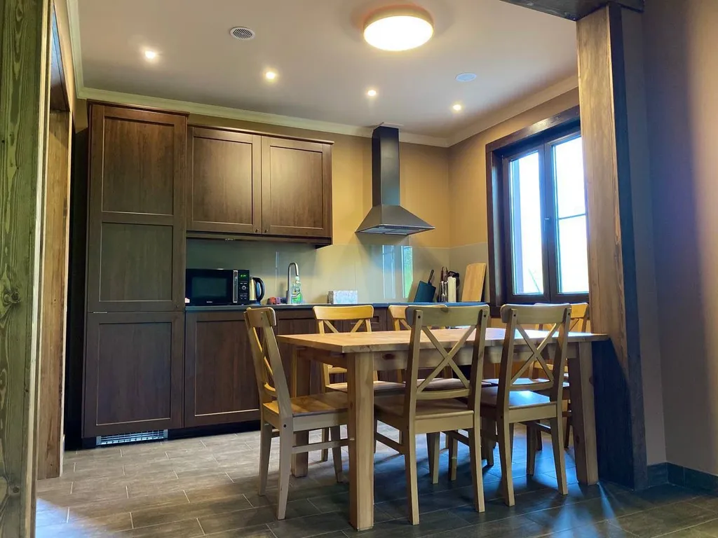 Прекрасная база отдыха в горах "Дубровский клуб"