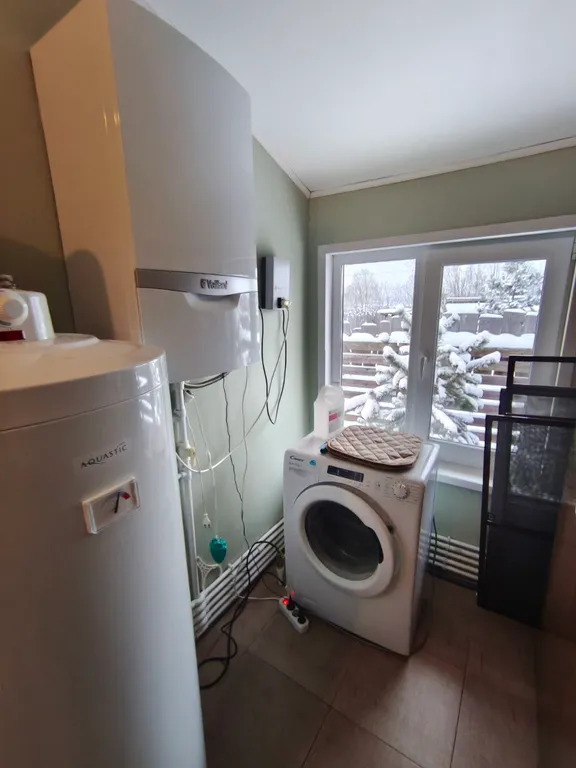 Дом с большой террасой