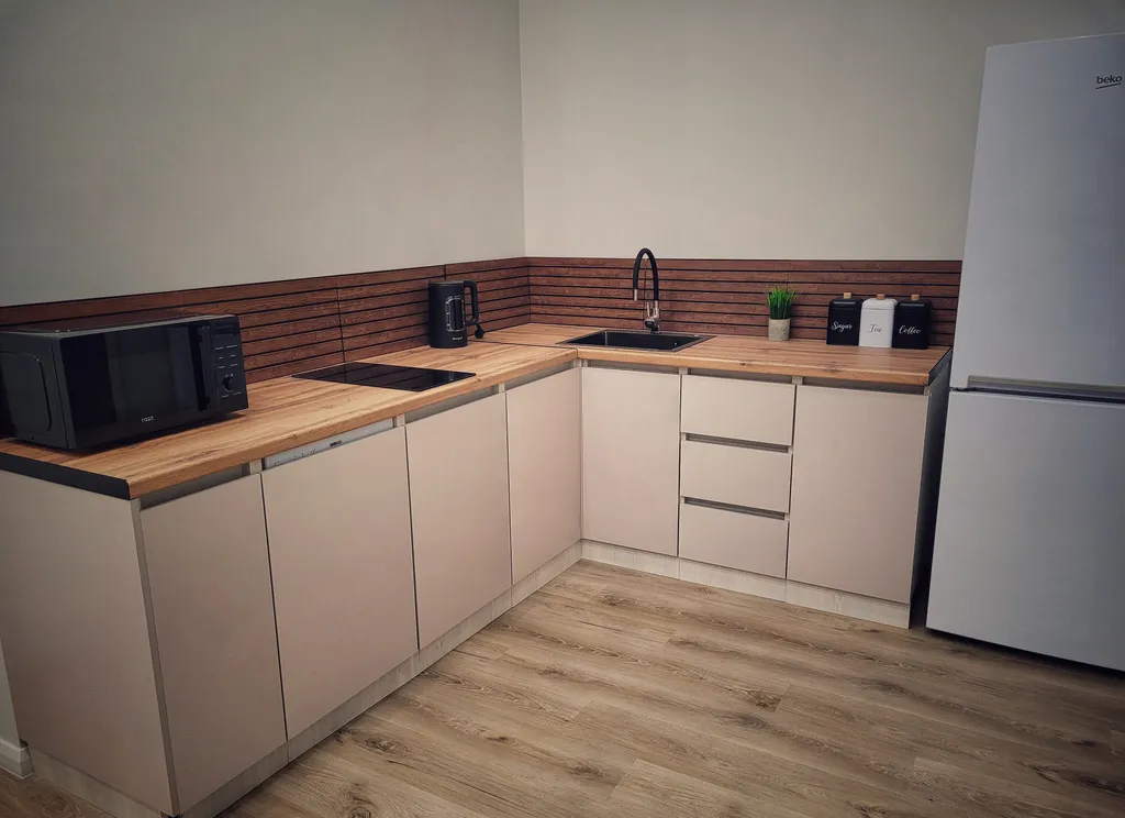 Дом в сосновом лесу