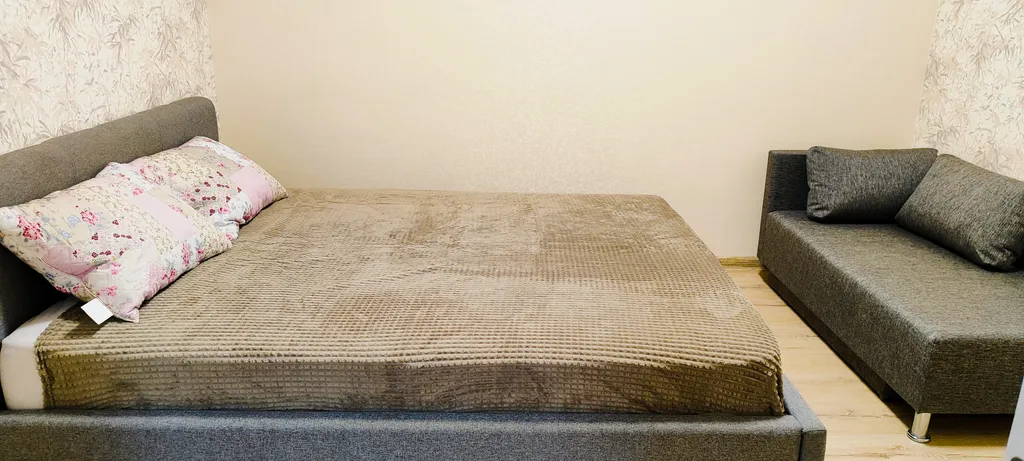 Коттедж Часть дома со своим двором и беседкой — Геленджик