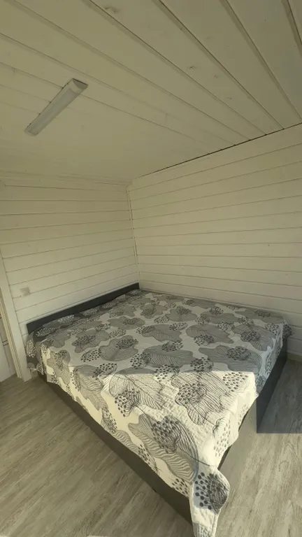 Уютный дом у озера