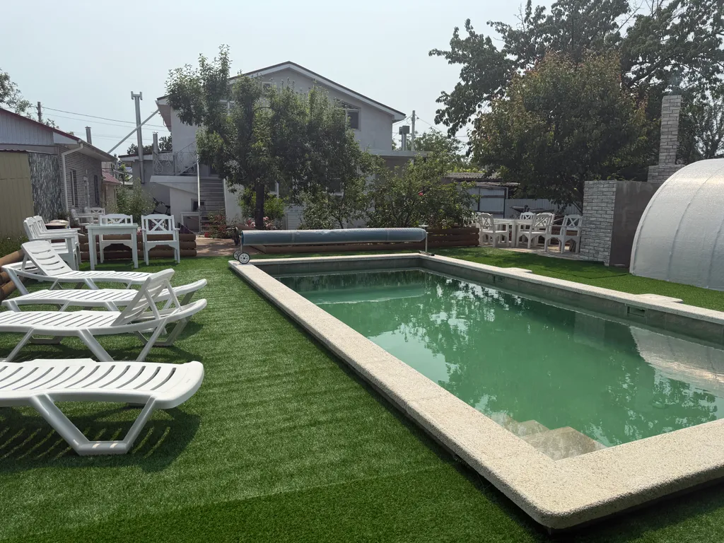 Коттедж Дом с бассейном — Витязево