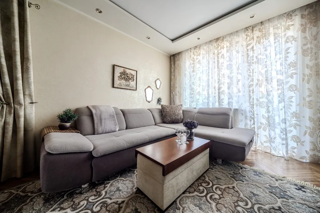 Уютная квартира в тихом центре с видом на посольство Ватикана — аренда посуточно в Минск