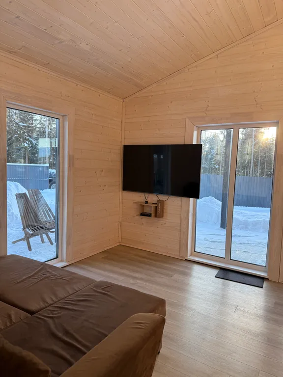 Уютный дом в аренду с видом на лес