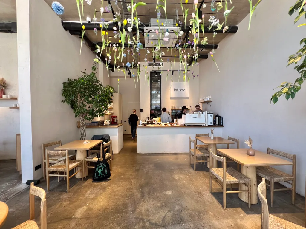 Современная квартира на берегу моря, Batumi View