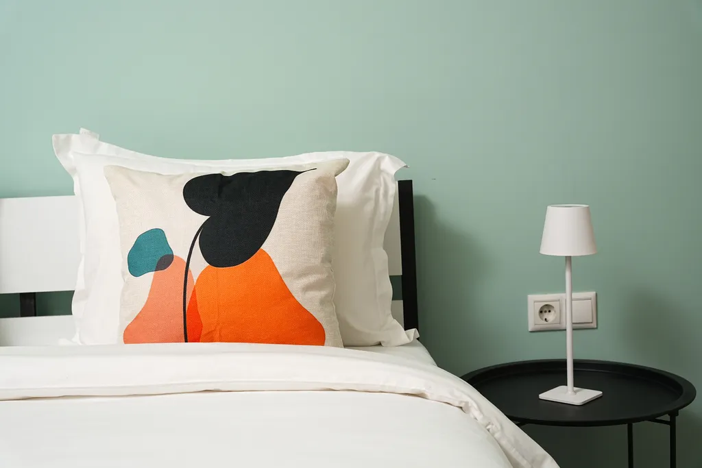 Улучшенные апартаменты с балконом в центре города