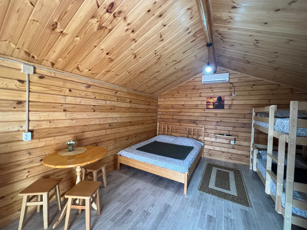 Коттедж Коттедж Уютный сруб №1 в центре станицы — Благовещенская