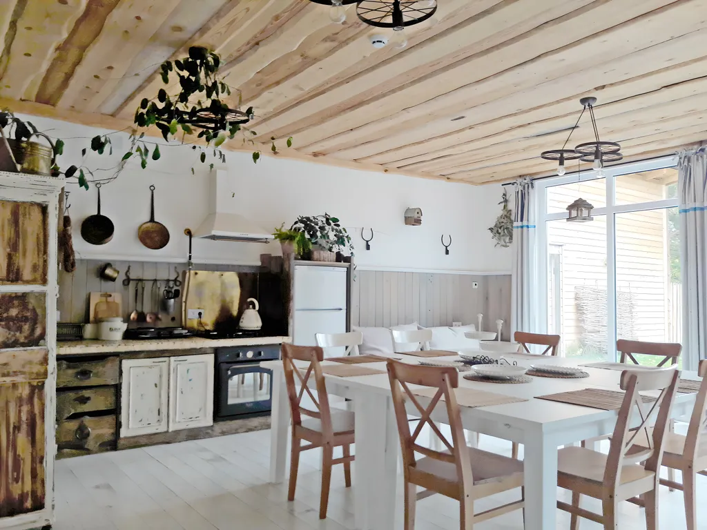 Дом-дача дизайнера на озере Увильды