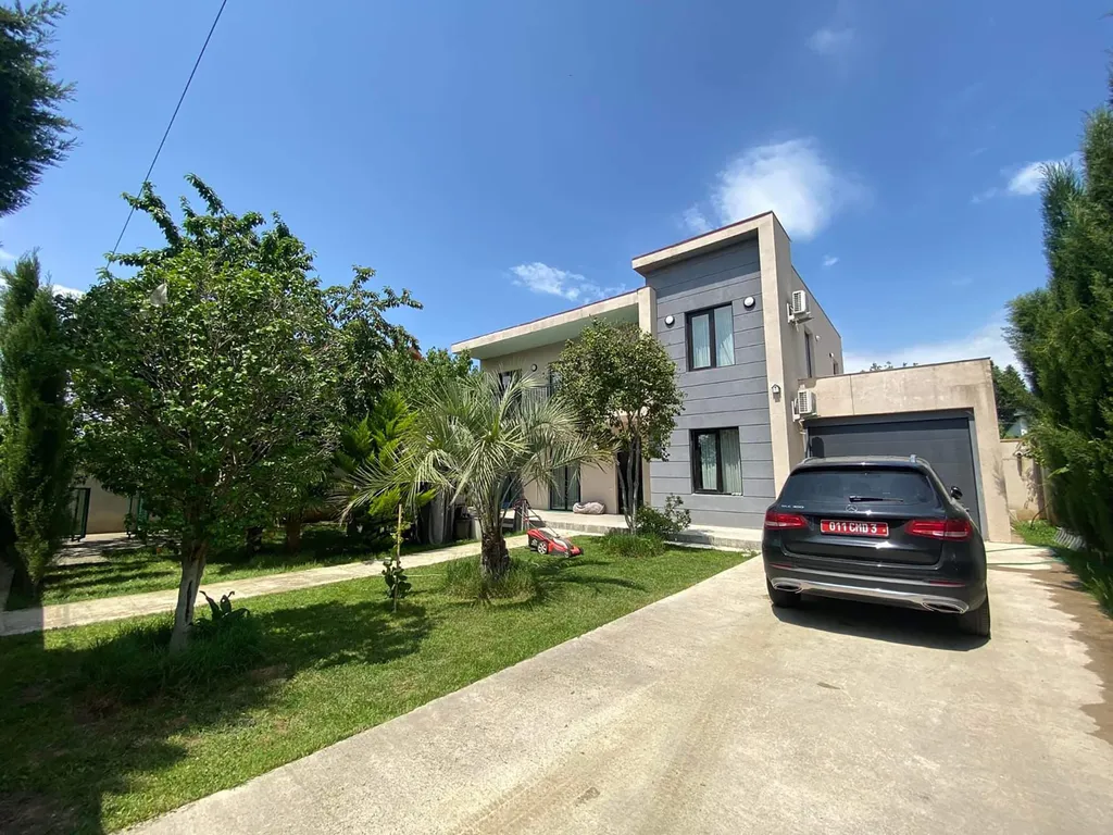 5-комнатный Дом