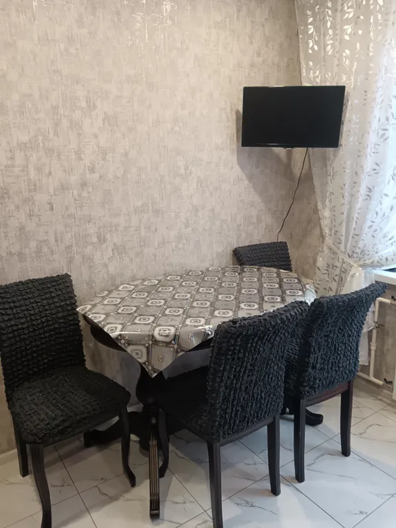 Красивая квартира в центре Городка