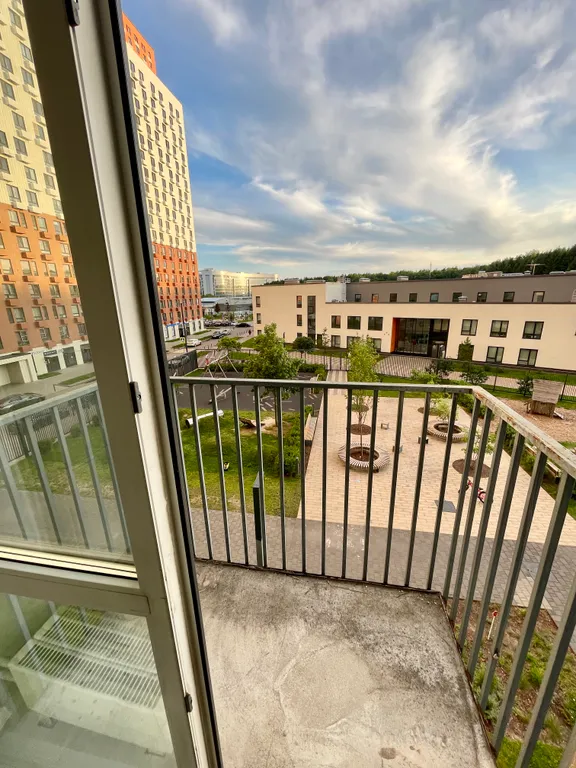 Милый балкончик на 3 этаже в ЖК Митино Парк