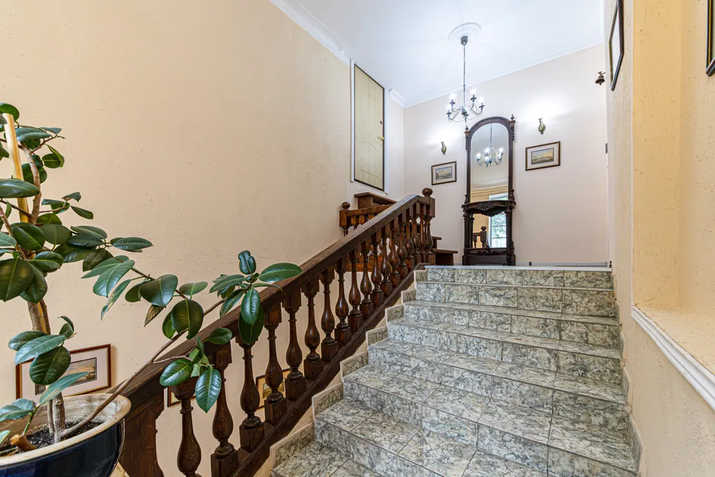 Квартира delux с 4 спальнями и парковкой у Эрмитажа