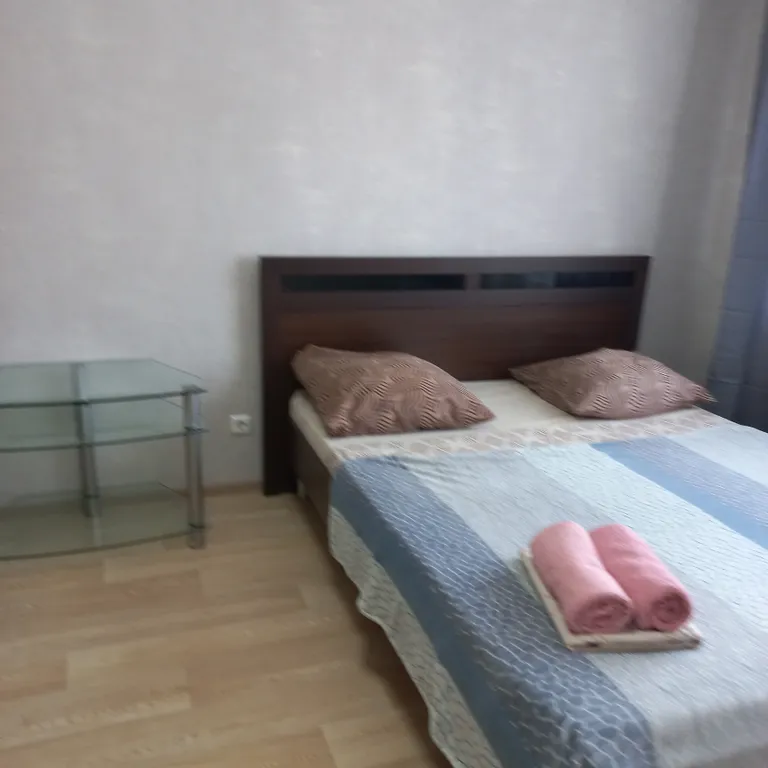 Квартира Новая квартира рядом с нейрохирургическим центром — Тюмень