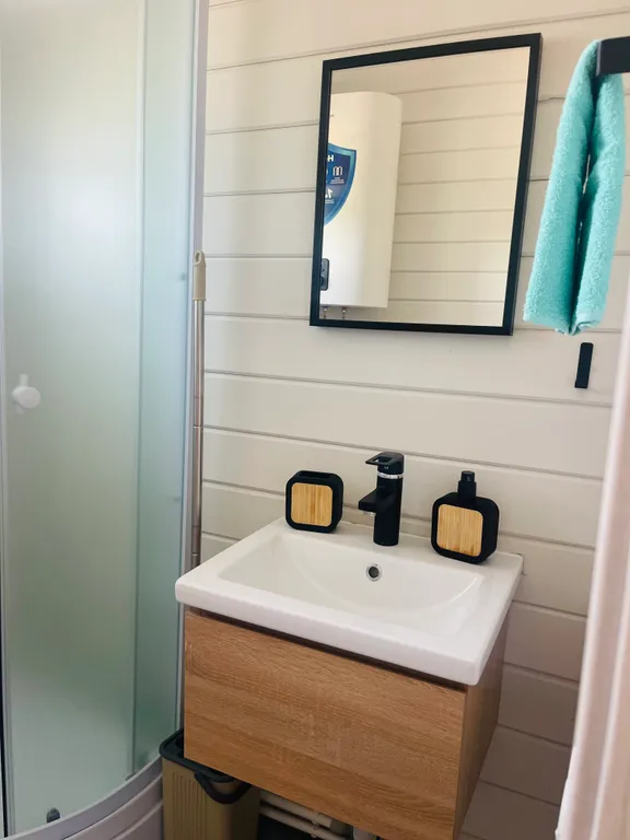 Дом на берегу озера Логмозеро