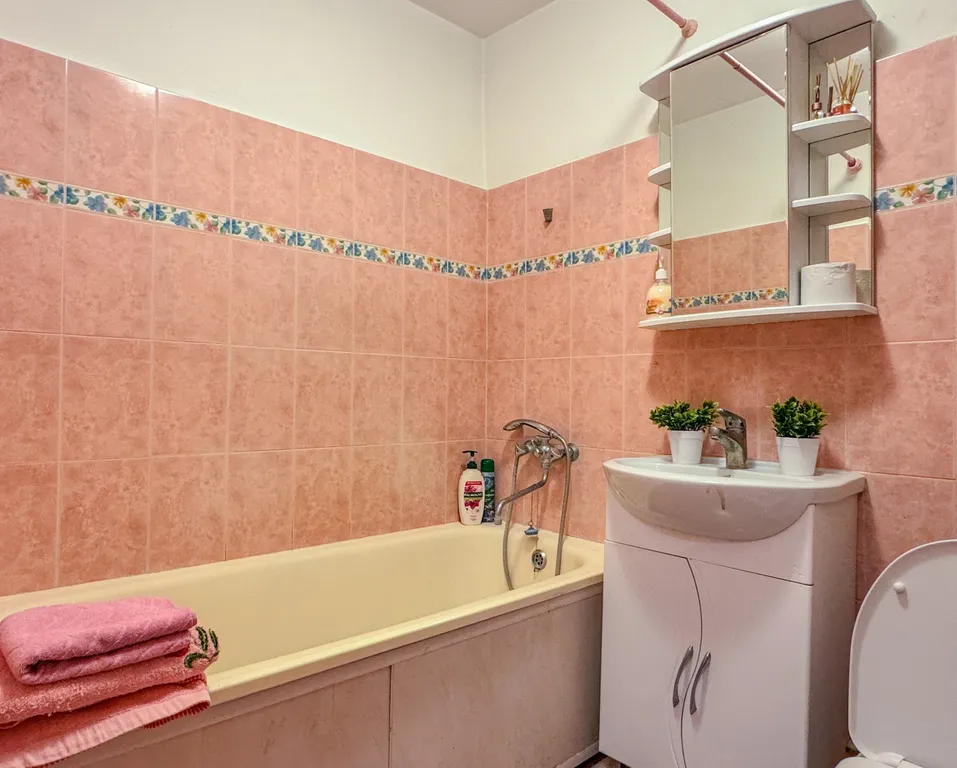 Апартаменты рядом с ДК Авангард