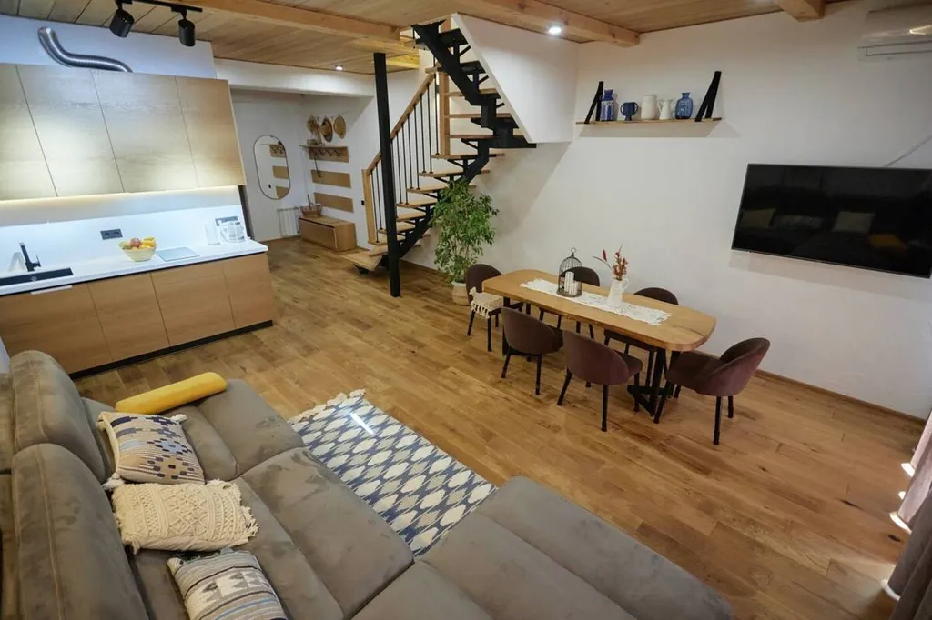 Шале художника с невероятно красивым видом