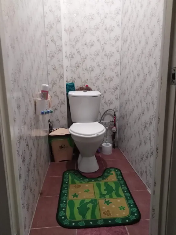 Уютная чистая, очень  тёплая трёхкомнатная квартира