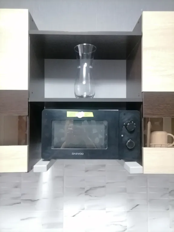 Чистая двухкомнатная квартира на Каштаке