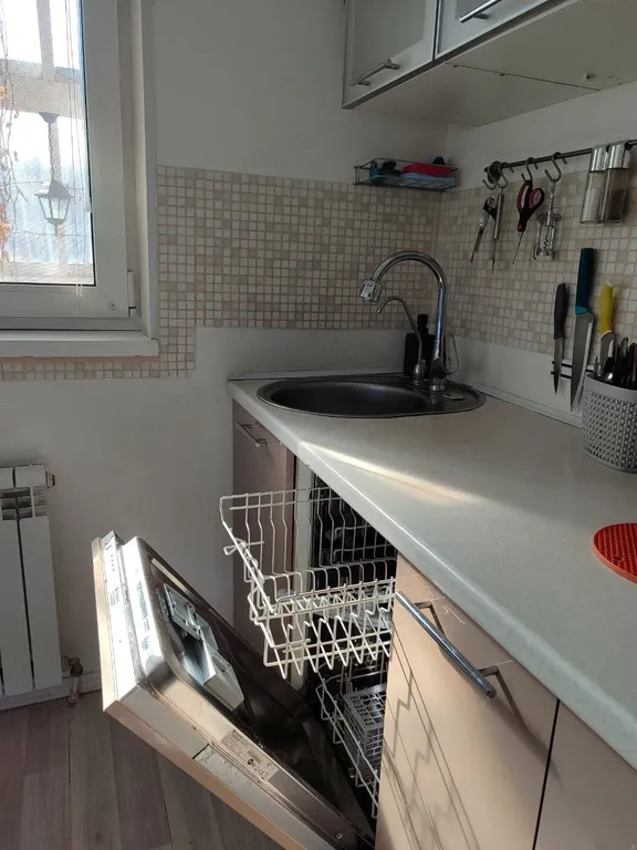 Вилла с гриль-верандой, сауной, купелью и джакузи