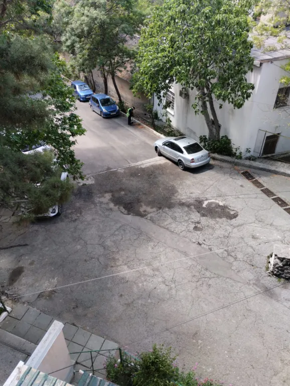 Уютная двухкомнатная квартира, 10 минут до моря пешком