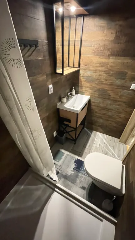 Дача Демьяна на берегу Волги